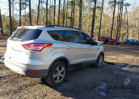 2016 Ford Escape Se z USA, uszkodzony, nr VIN 1FMCU9GX9GUB64743